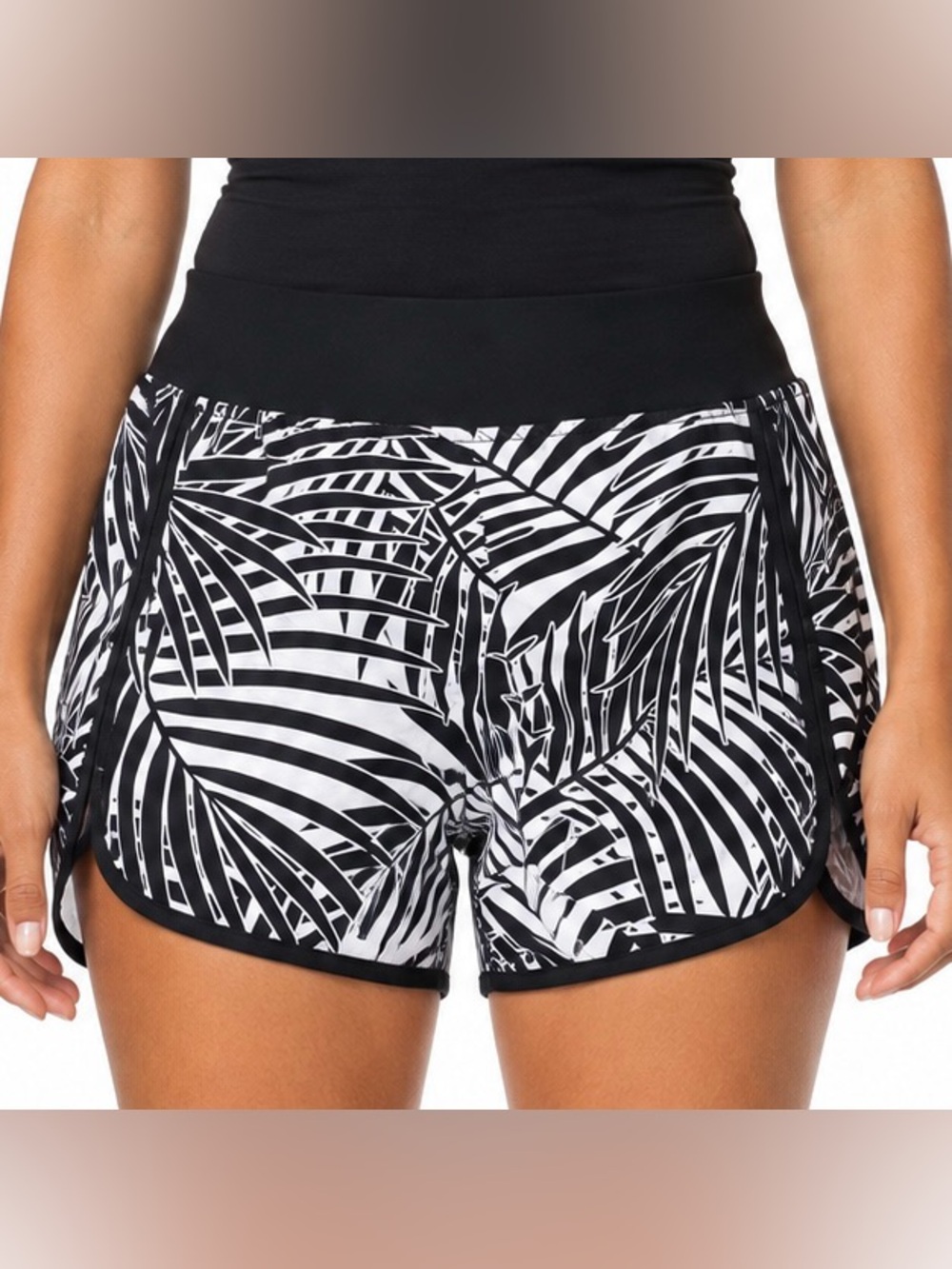 Tommy Bahama IslandActive Women’s XL Black White Tropical Print Shorts